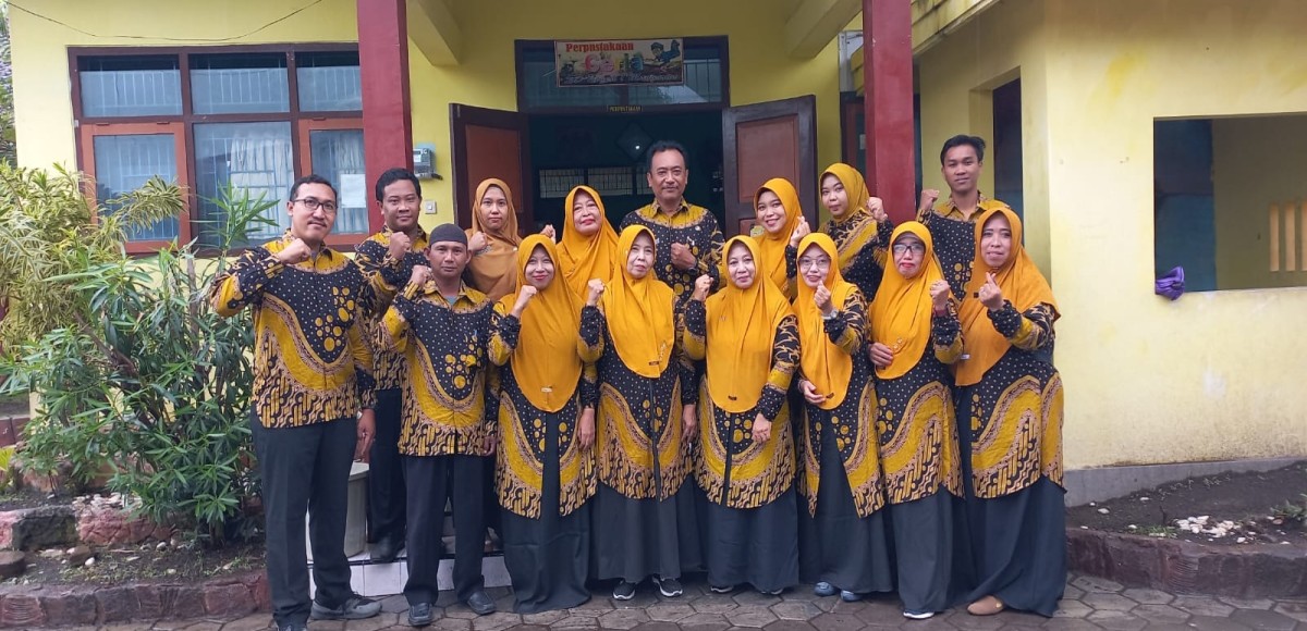 KELUARGA BESAR SDN 1 MANGARAN