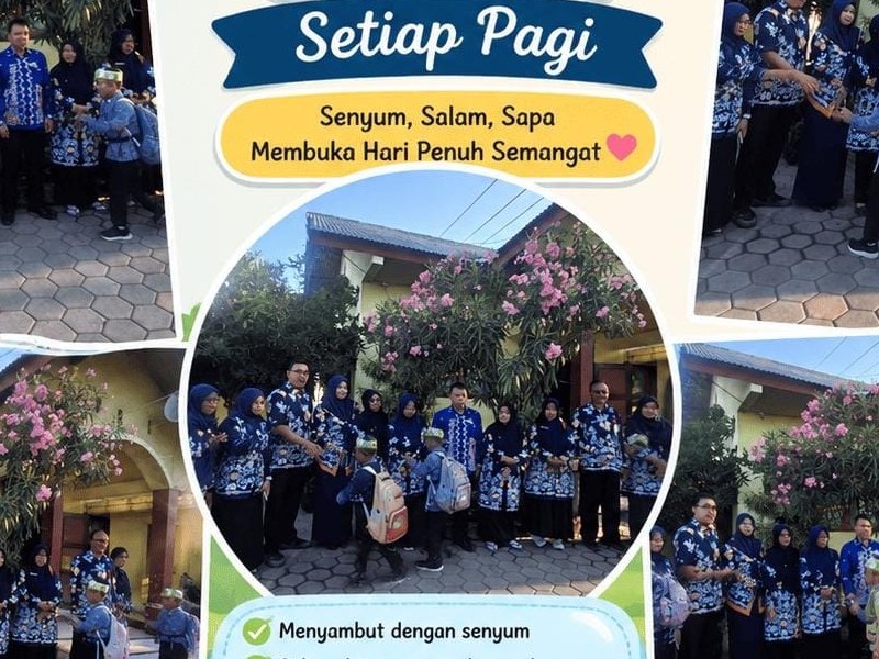 MENYAMBUT SISWA